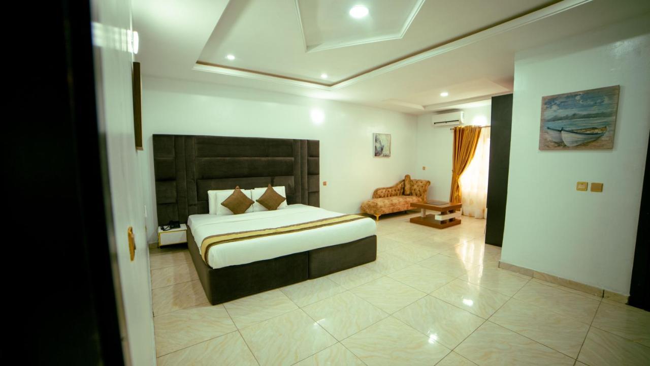 247 Luxury Hotel & Apartment Ajah Lekki Exterior photo