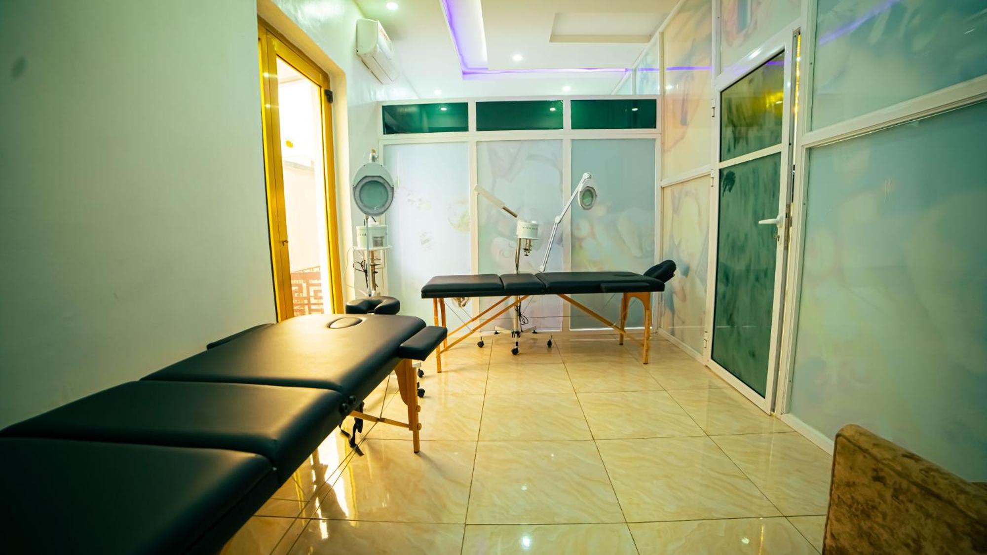 247 Luxury Hotel & Apartment Ajah Lekki Exterior photo